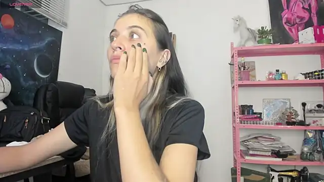 mariecam420 online show from March 27, 11:49 pm