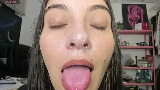 mariecam420 online show from March 29, 1:18 am