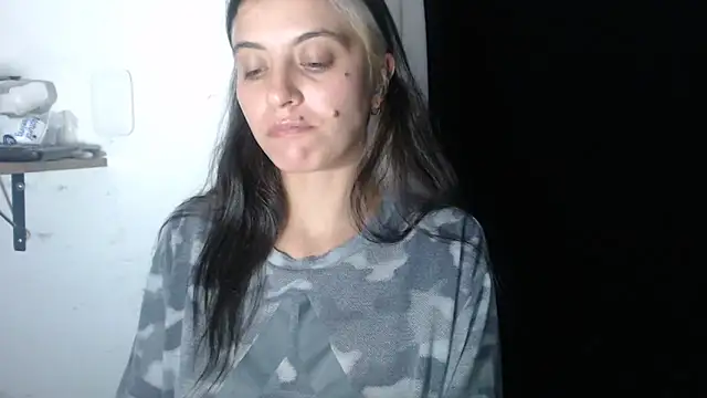 mariecam420 online show from March 1, 1:32 am