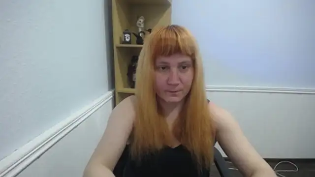 JosieJun  online show from March 16, 6:10 pm