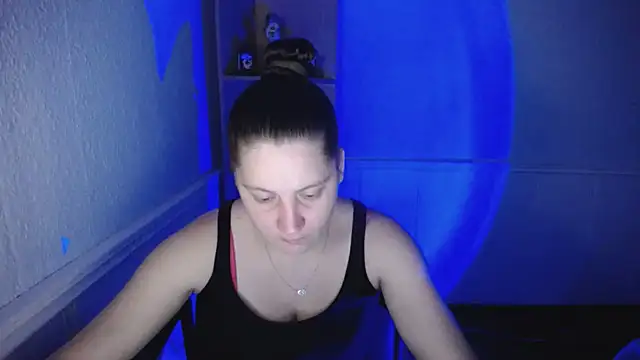 Snapshot of JosieJun_ chatting on October 27, 6:09 pm JosieJun online show from October 27, 6:09 pm