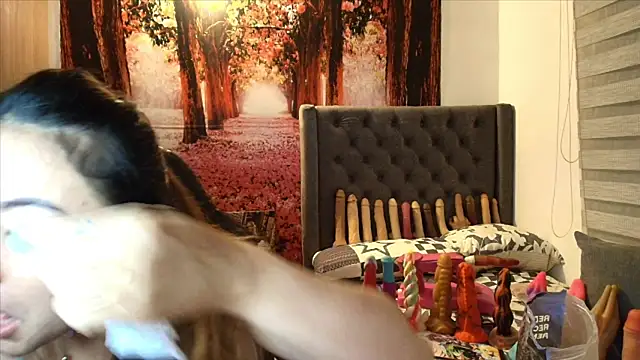 sofia23dirty online show from April 22, 11:11 pm