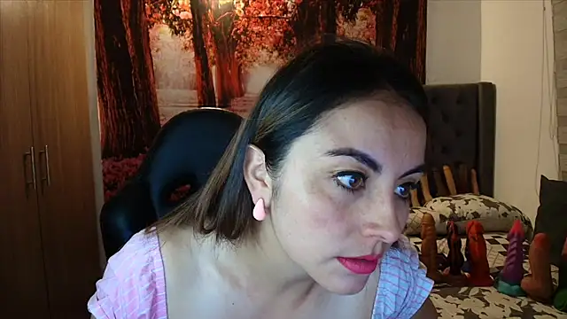 sofia23dirty online show from June 2, 10:54 pm