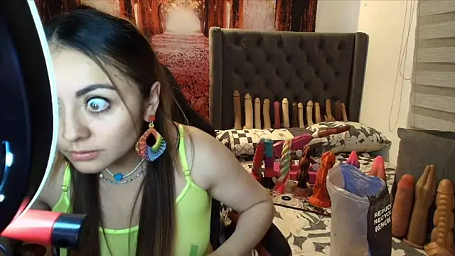 sofia23dirty online show from March 19, 10:43 pm