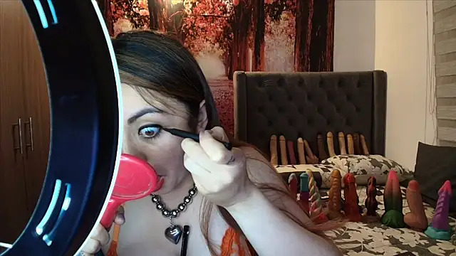 Snapshot of sofia23dirty chatting on July 10, 10:43 pm sofia23dirty online show from July 10, 10:43 pm