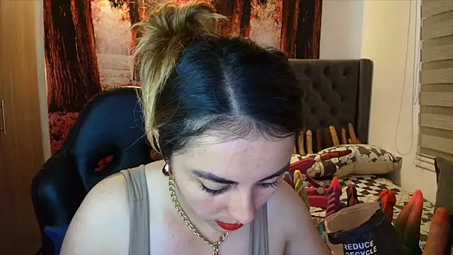 sofia23dirty online show from February 6, 1:07 pm