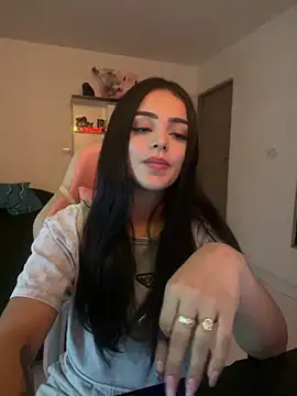 Snapshot of anniehart chatting on December 17, 11:54 pm anniehart online show from December 17, 11:54 pm