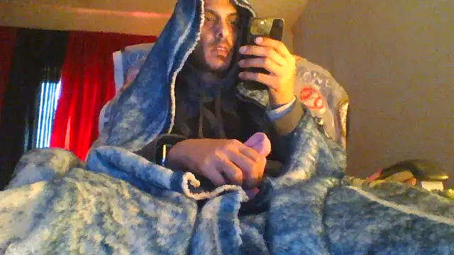 hottboyy45 online show from March 25, 5:56 pm
