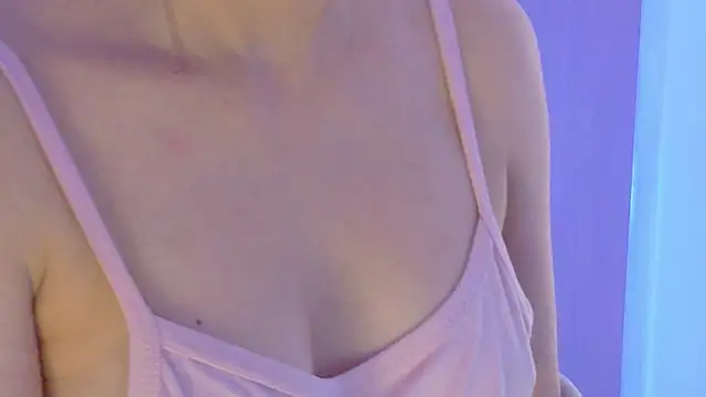 magali 19 online show from December 21, 9:26 pm