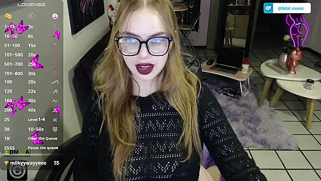 Snapshot of Fatal-Monic chatting on March 5, 3:29 am Fatal-Monic online show from March 5, 3:29 am