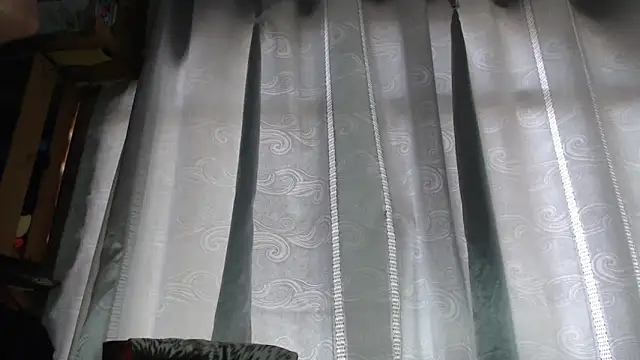 Armando 2002 online show from March 13, 4:56 pm