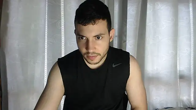 Armando 2002 online show from February 26, 5:10 pm