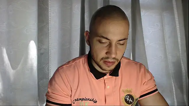 Armando 2002 online show from September 20, 5:51 pm