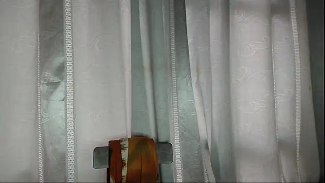 Armando 2002 online show from September 18, 4:10 pm