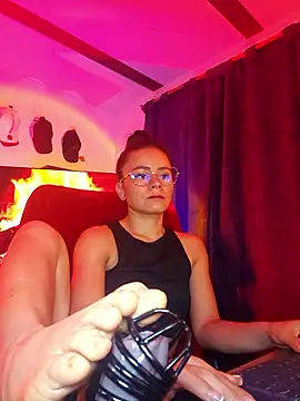 MistressSlut1 online show from January 11, 10:00 am