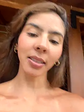 Snapshot of RouseColins chatting on September 27, 9:21 pm RouseColins online show from September 27, 9:21 pm