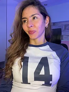 Snapshot of RouseColins chatting on February 22, 12:27 am RouseColins online show from February 22, 12:27 am