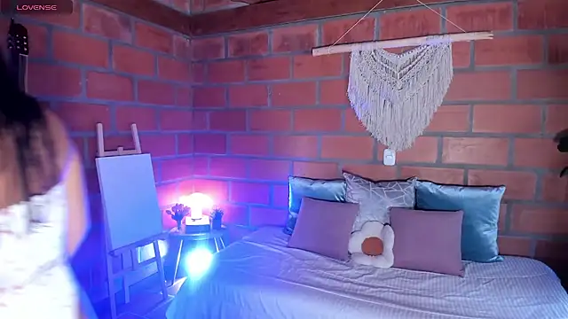 RouseColins online show from January 7, 9:53 pm