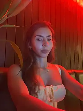 Snapshot of RouseColins chatting on February 28, 11:12 pm RouseColins online show from February 28, 11:12 pm