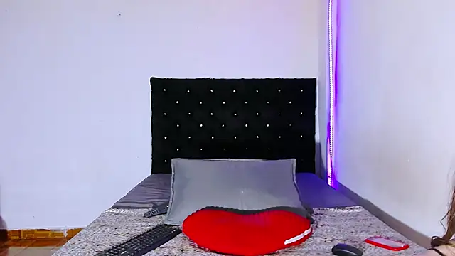 valen colombian69 online show from April 14, 5:56 am