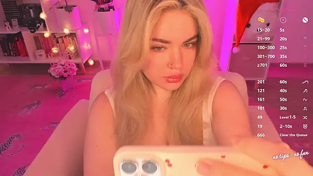 pussy-kattt online show from January 10, 10:54 am