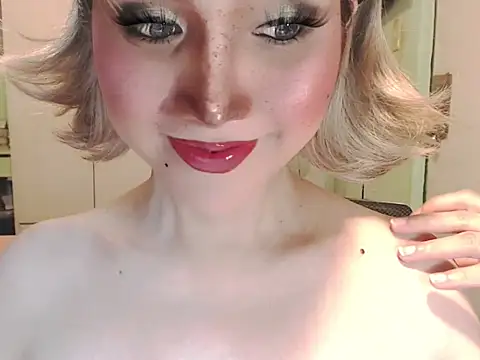 Ezradeliciosa online show from April 23, 1:56 am