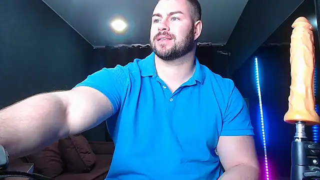 Snapshot of muscularjohnforuX chatting on March 8, 9:50 am muscularjohnforuX online show from March 8, 9:50 am