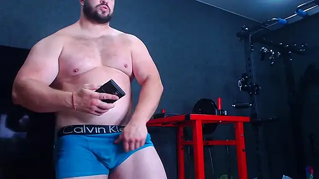 Snapshot of muscularjohnforuX chatting on June 3, 4:33 pm muscularjohnforuX online show from June 3, 4:33 pm