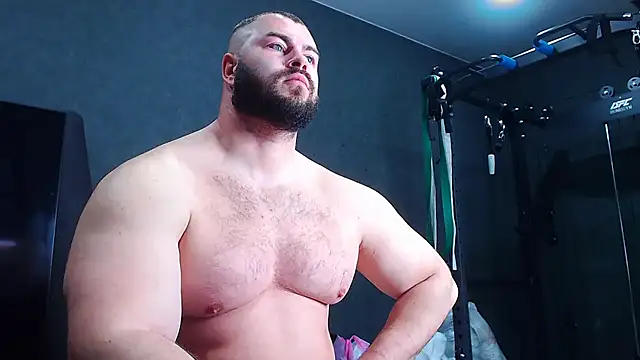 muscularjohnforuX online show from April 3, 8:10 am