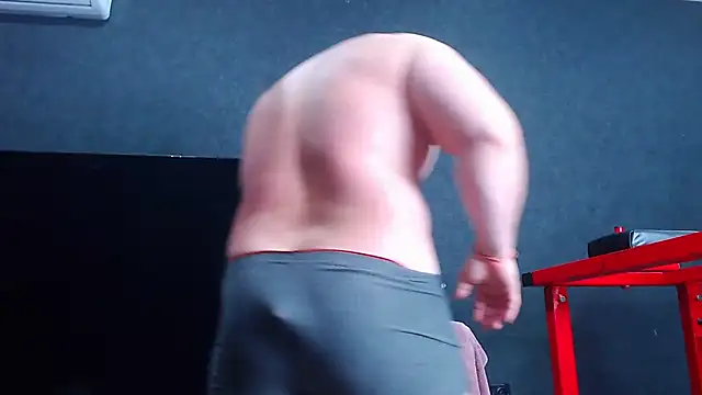 Snapshot of muscularjohnforuX chatting on April 30, 7:21 pm muscularjohnforuX online show from April 30, 7:21 pm