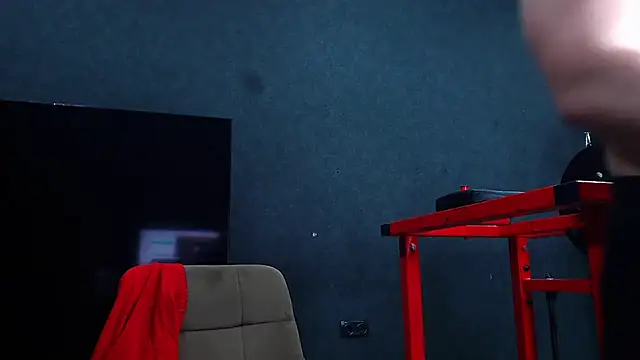 muscularjohnforuX online show from April 26, 7:16 am