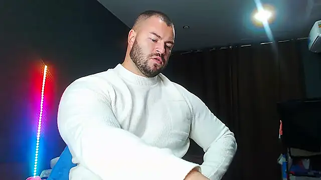 Snapshot of muscularjohnforuX chatting on September 30, 6:36 pm muscularjohnforuX online show from September 30, 6:36 pm