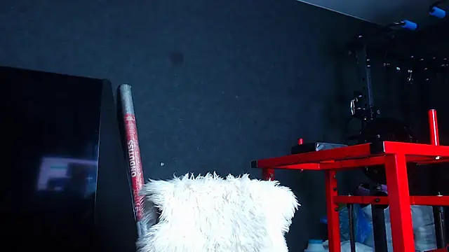 muscularjohnforuX online show from April 15, 7:58 am