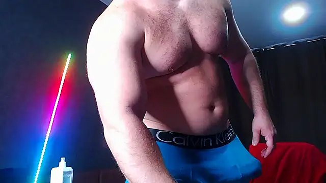 Snapshot of muscularjohnforuX chatting on November 13, 8:07 am muscularjohnforuX online show from November 13, 8:07 am