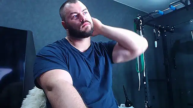 muscularjohnforuX online show from March 30, 8:27 am