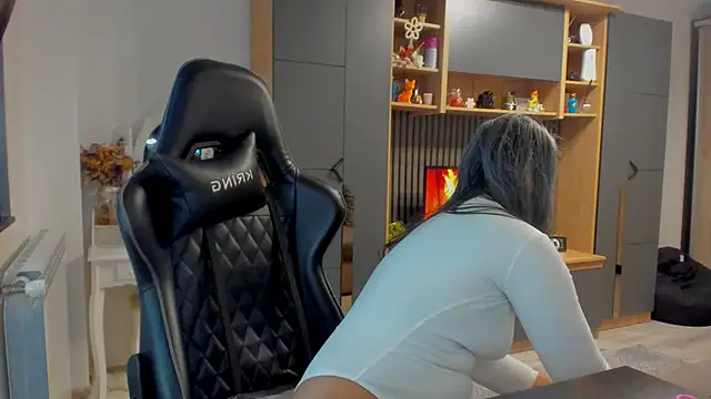 Claire95  online show from February 26, 6:57 am