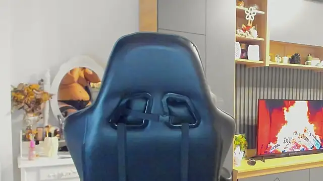 Snapshot of Claire95_ chatting on November 3, 4:43 pm Claire95 online show from November 3, 4:43 pm