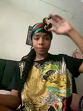 Snapshot of CutieFrmthehood chatting on September 27, 6:14 pm CutieFrmthehood online show from September 27, 6:14 pm