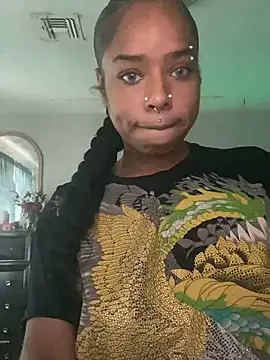 Snapshot of CutieFrmthehood chatting on September 28, 5:53 pm CutieFrmthehood online show from September 28, 5:53 pm