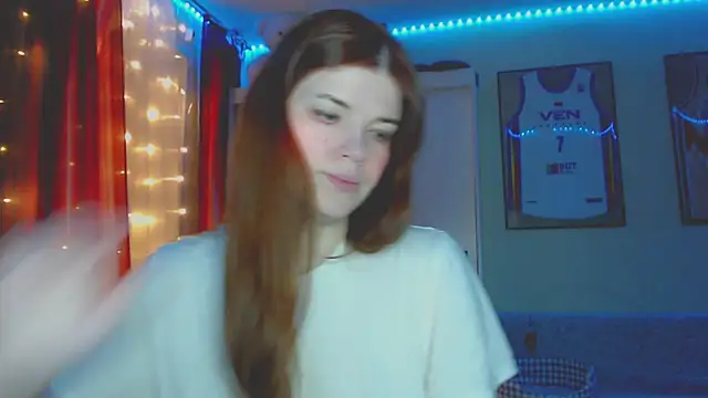 Snapshot of Klementa chatting on June 27, 6:36 pm Klementa online show from June 27, 6:36 pm
