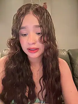 bella parisi online show from January 9, 8:03 am