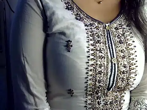 Snapshot of SiaraSiyA chatting on January 7, 6:46 pm SiaraSiyA online show from January 7, 6:46 pm