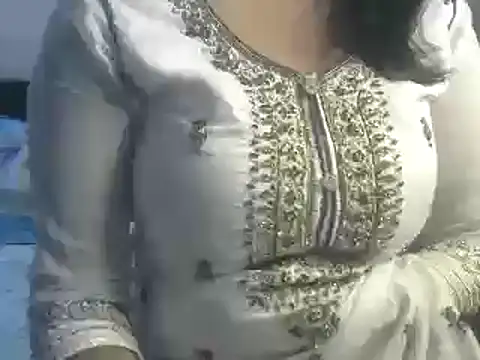 Snapshot of SiaraSiyA chatting on February 22, 6:52 pm SiaraSiyA online show from February 22, 6:52 pm