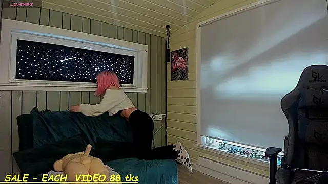 SandyChris online show from November 14, 10:19 am