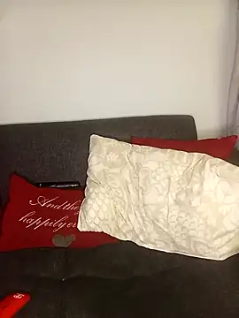 CrystalSoul35 online show from September 29, 9:09 pm