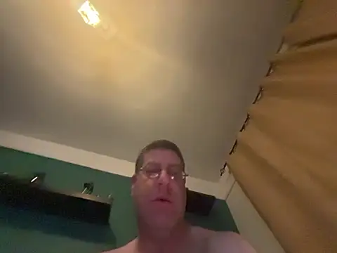 bigboy6880 online show from February 12, 6:13 am