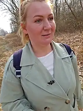 Snapshot of Marushka chatting on March 20, 12:00 pm Marushka online show from March 20, 12:00 pm