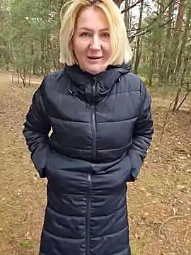 Snapshot of Marushka chatting on February 2, 12:57 pm Marushka online show from February 2, 12:57 pm