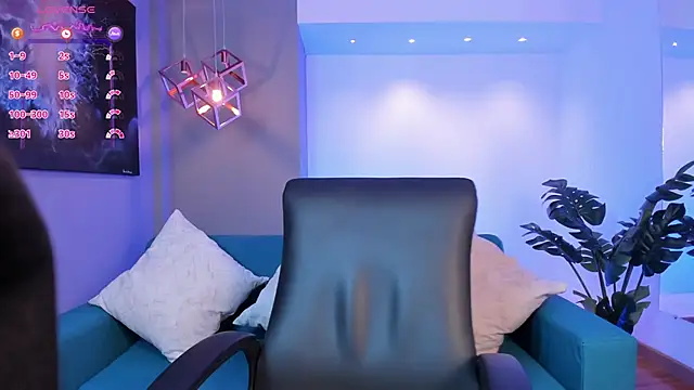 Snapshot of miataylorr1 chatting on October 29, 11:42 am miataylorr1 online show from October 29, 11:42 am