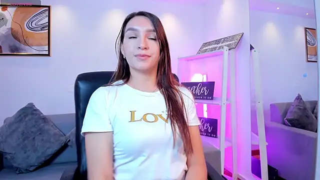 miataylorr1 online show from May 28, 12:00 pm
